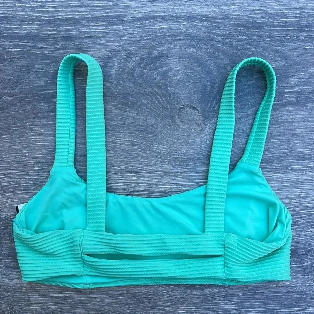 L*space Jess Bikini Top, bright teal - Picture 4 of 10